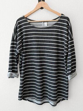 H&M Divided Striped Top L Gray White Long Sleeve Soft Terry Casual Oversized